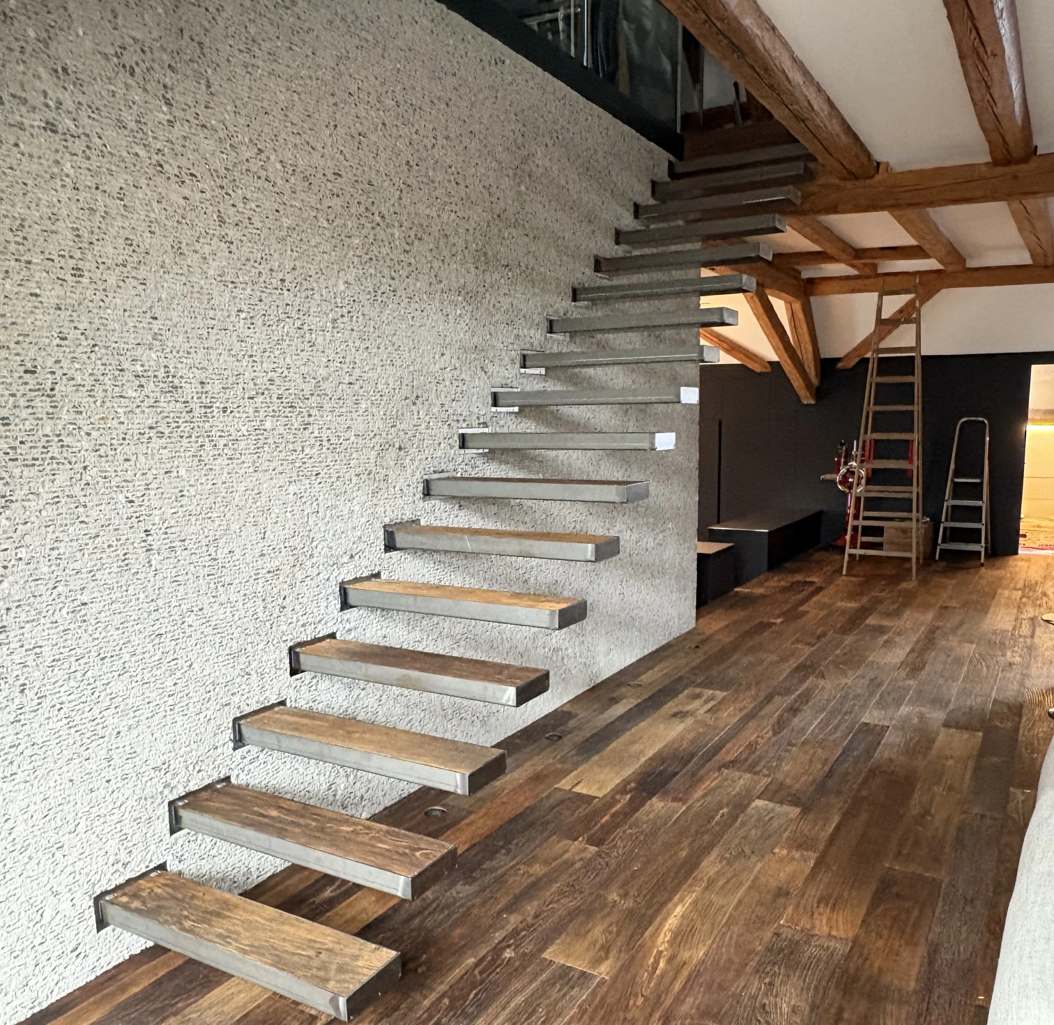 Dällikon Glasgeländer und Treppe
